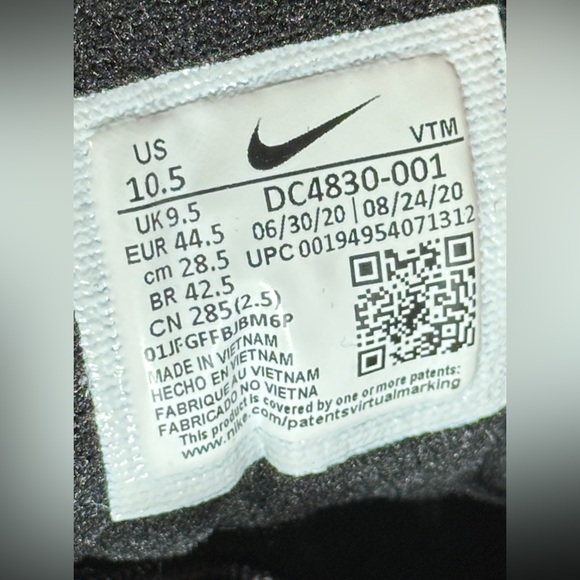 Size 10.5 - Nike Undefeated x Air Max 97 Black Volt - Picture 7 of 9